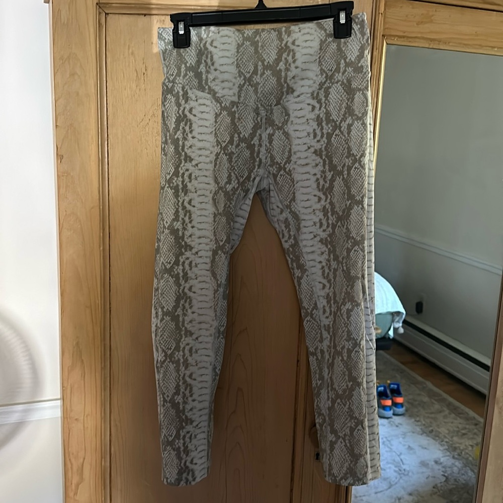 Buddy love leggings